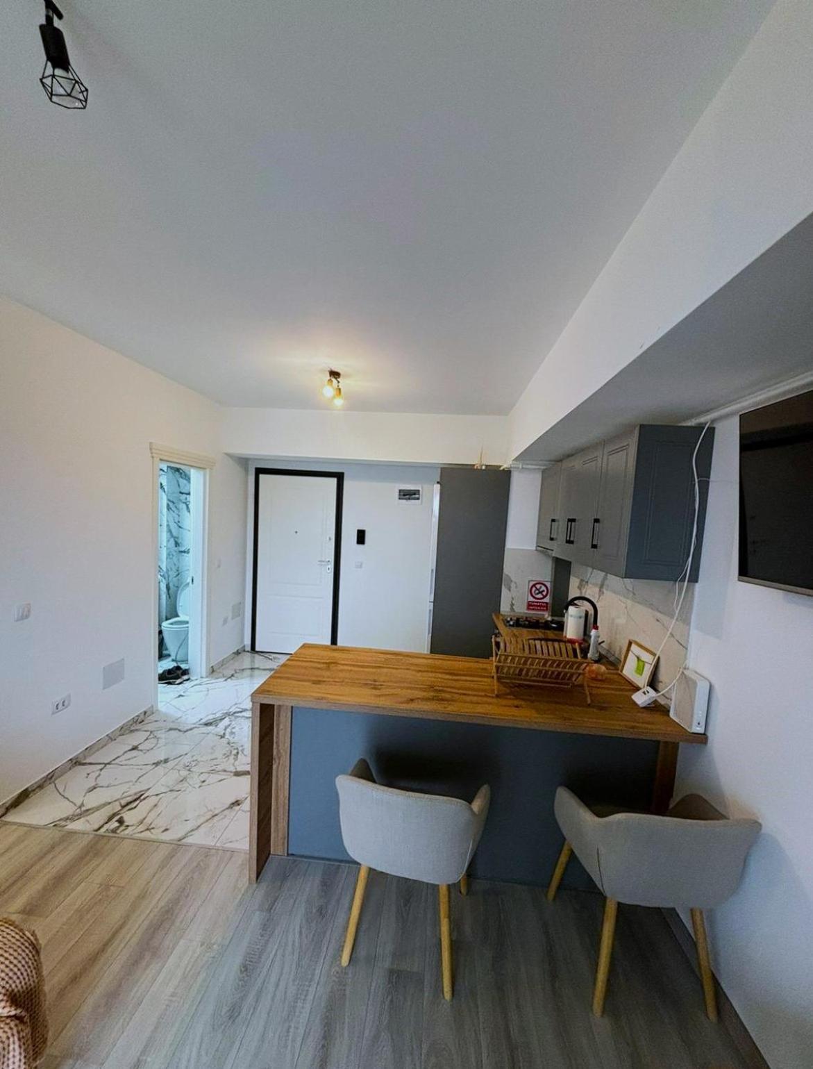 Ferienwohnung Sky View - Free Parking Iasi Exterior foto