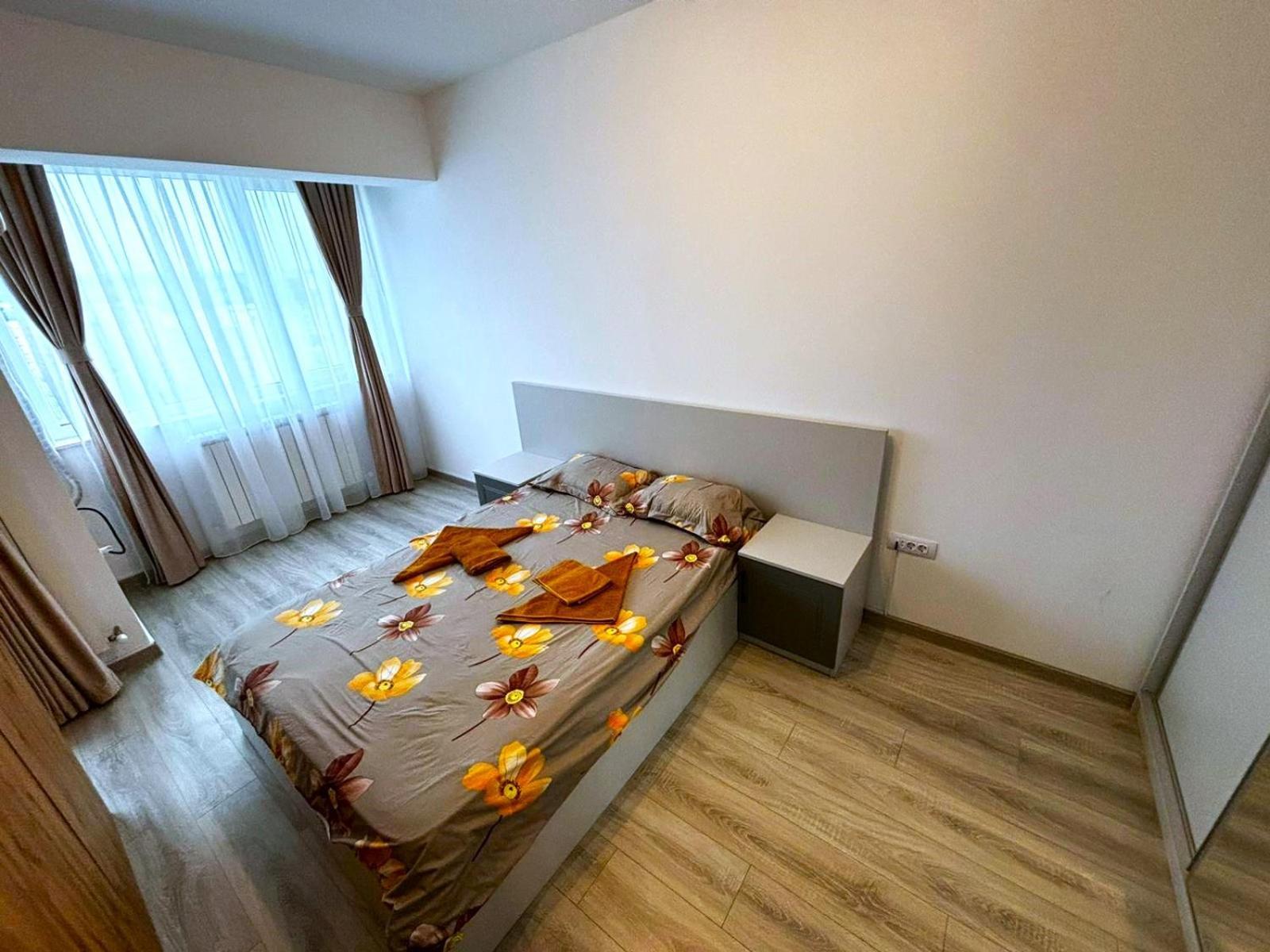 Ferienwohnung Sky View - Free Parking Iasi Exterior foto