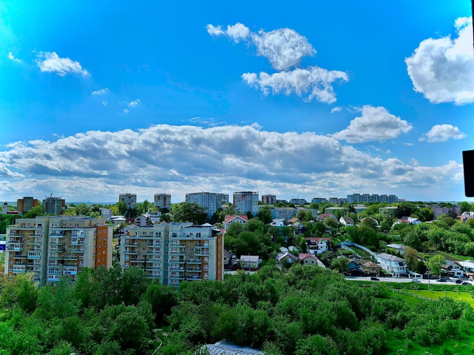Ferienwohnung Sky View - Free Parking Iasi Exterior foto