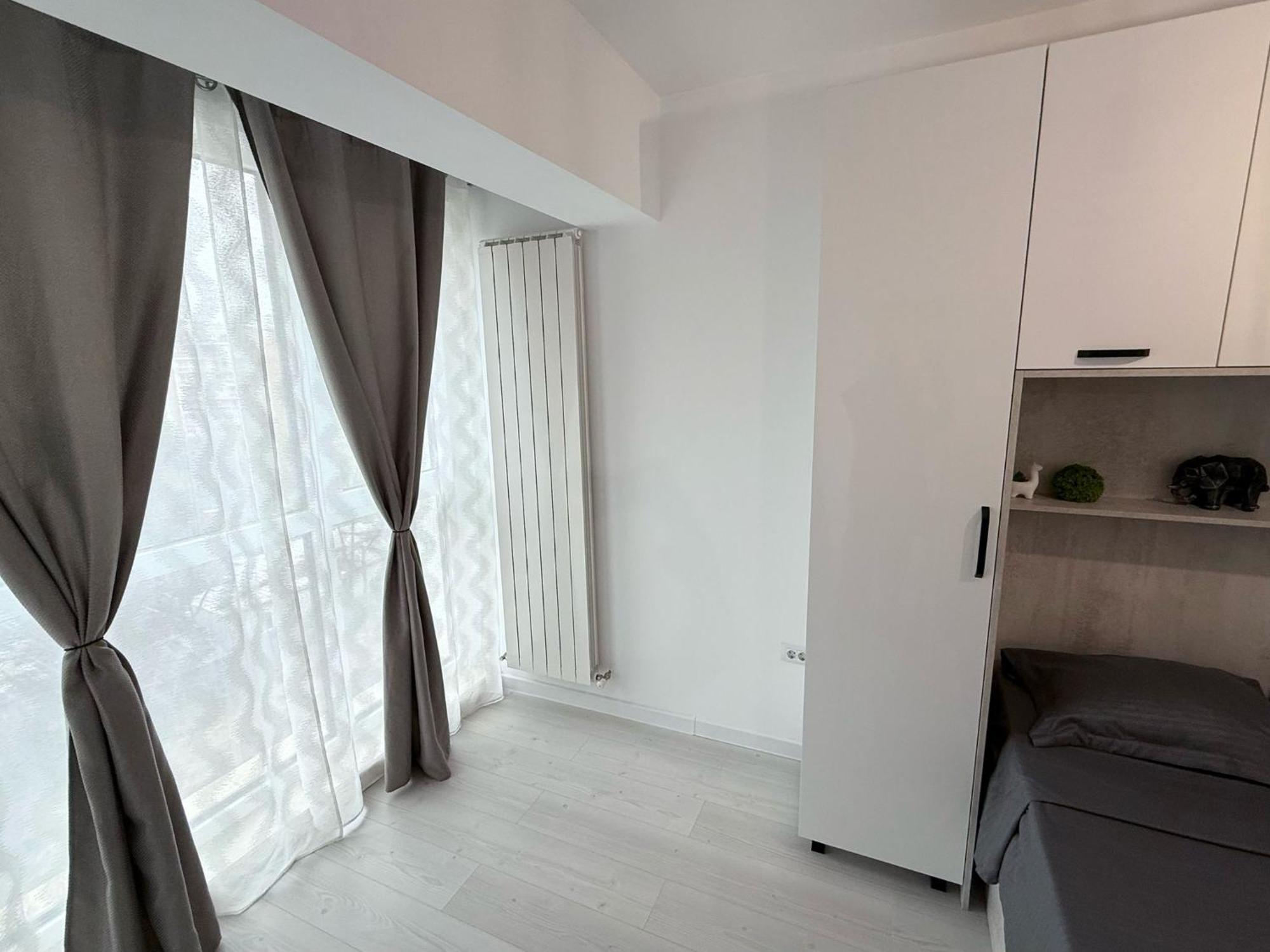 Ferienwohnung Sky View - Free Parking Iasi Exterior foto